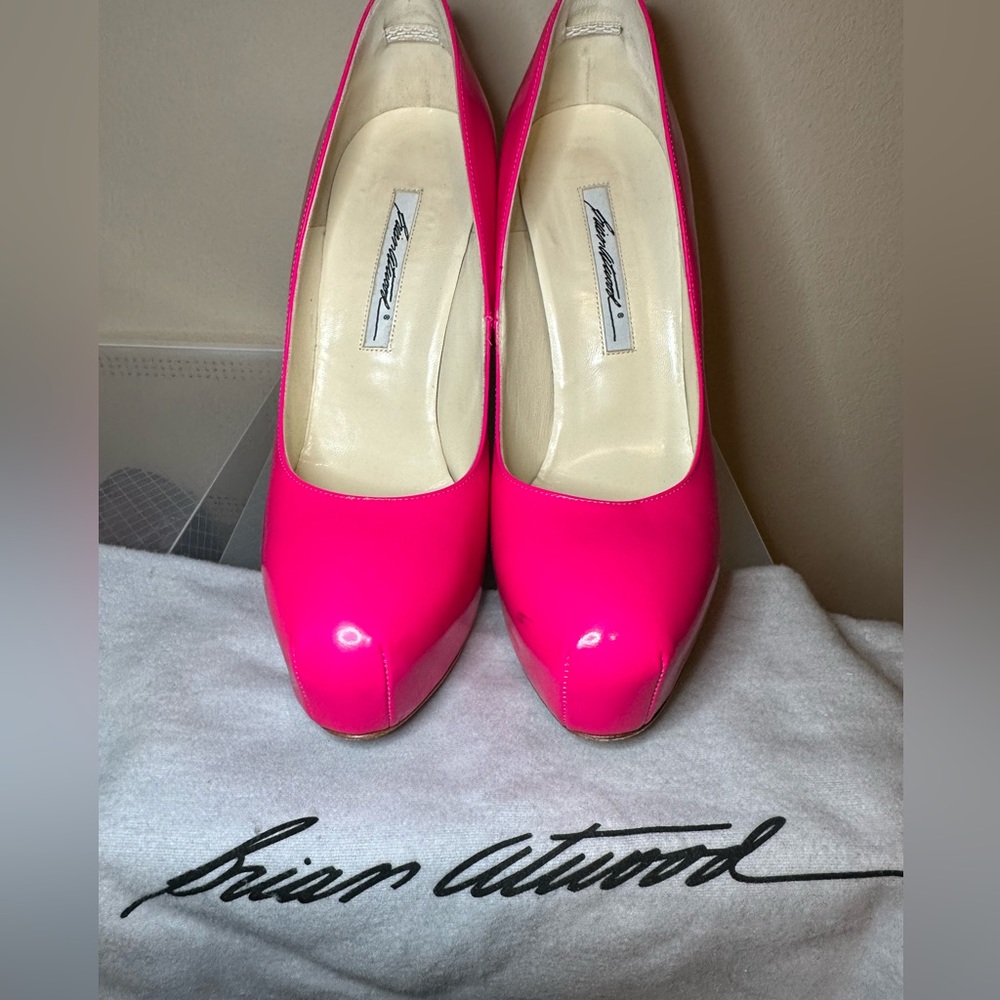 Brian Atwood Platform Pumps • Neon pink • Size 40